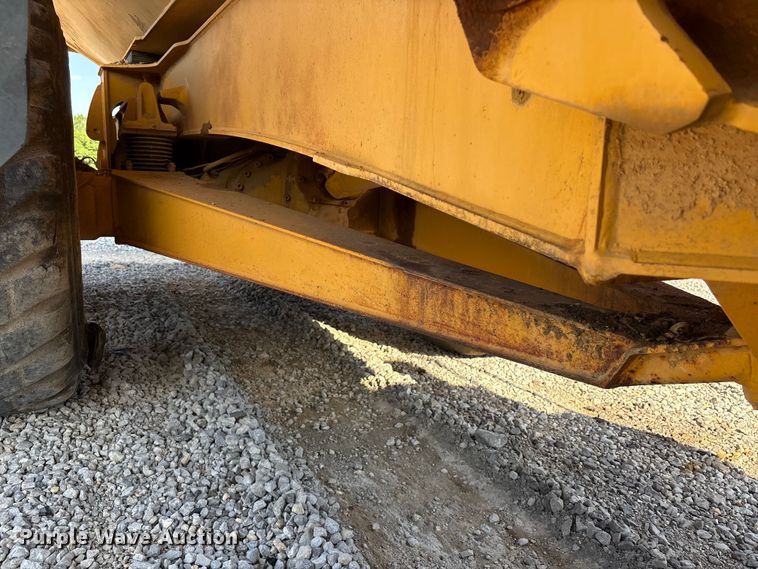 image for item YA3422 2003 Volvo A30D articulated haul truck