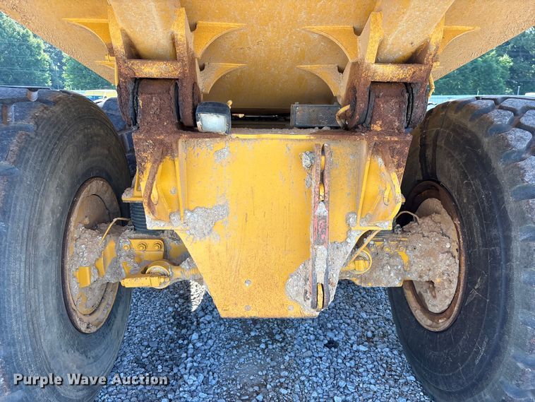 image for item YA3422 2003 Volvo A30D articulated haul truck
