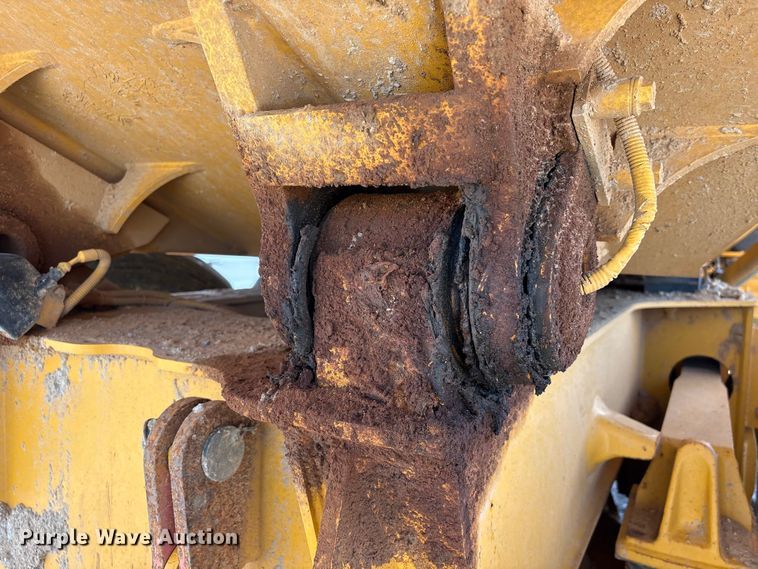 image for item YA3422 2003 Volvo A30D articulated haul truck