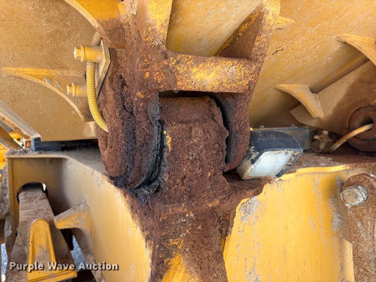 image for item YA3422 2003 Volvo A30D articulated haul truck