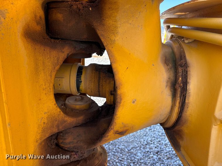 image for item YA3422 2003 Volvo A30D articulated haul truck