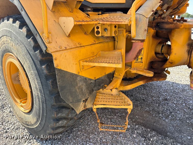 image for item YA3422 2003 Volvo A30D articulated haul truck