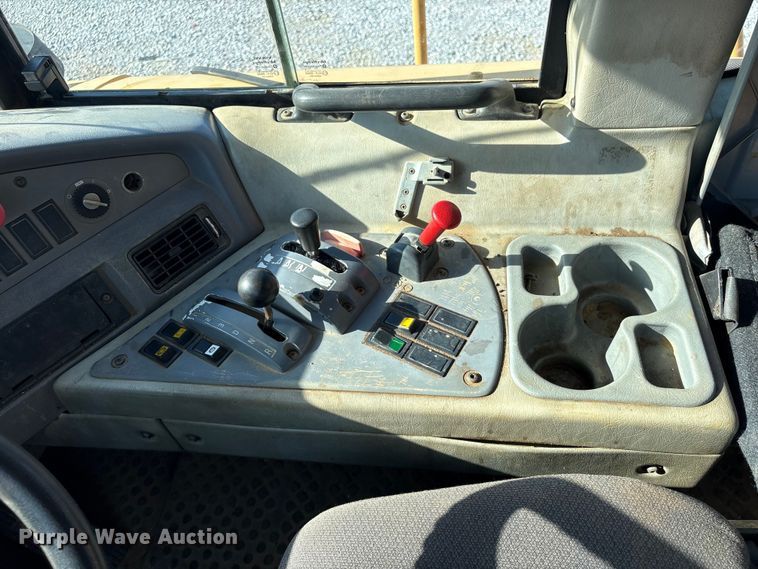 image for item YA3422 2003 Volvo A30D articulated haul truck