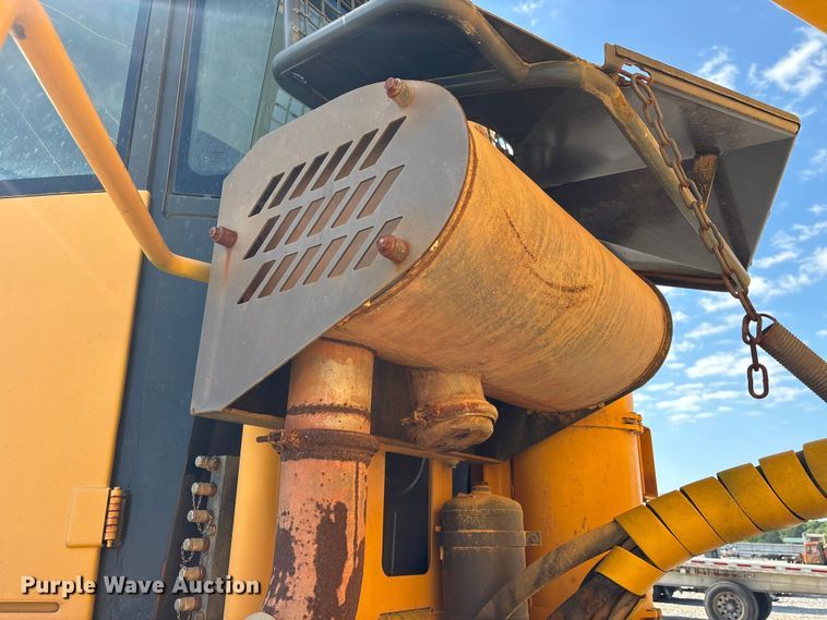 image for item YA3422 2003 Volvo A30D articulated haul truck