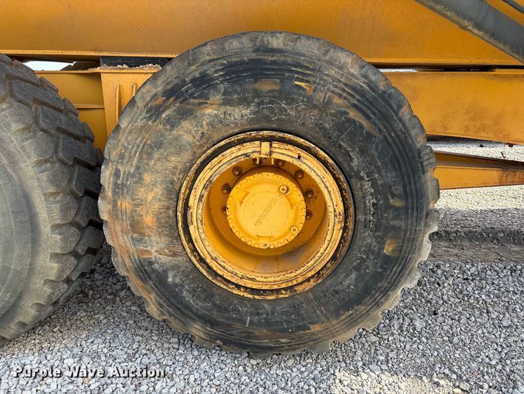image for item YA3422 2003 Volvo A30D articulated haul truck