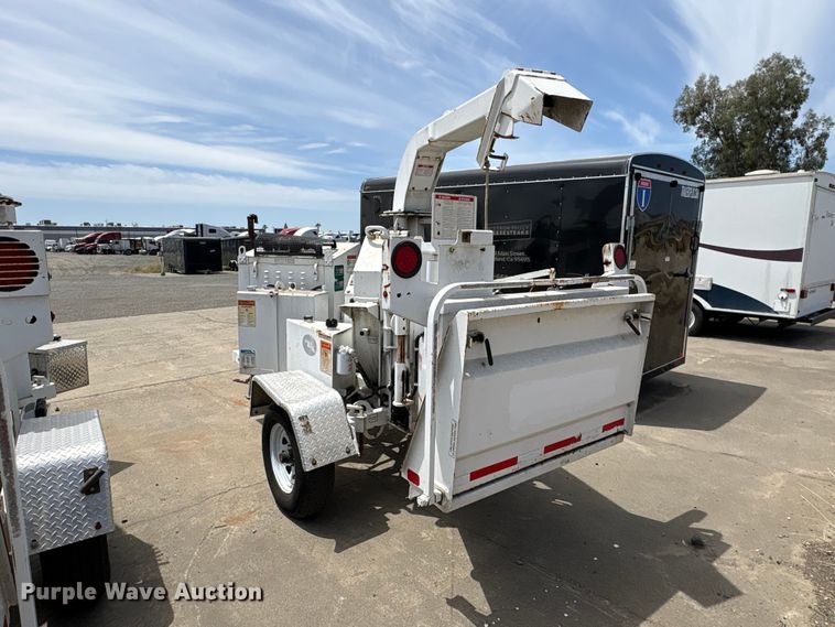 image for item YA3530 2015 Bandit 200UC wood chipper
