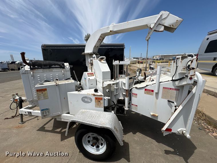 image for item YA3530 2015 Bandit 200UC wood chipper