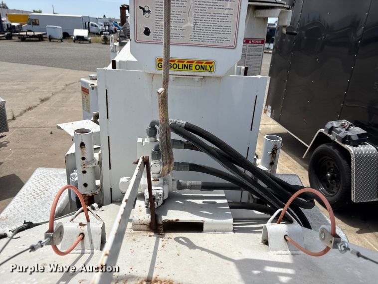 image for item YA3530 2015 Bandit 200UC wood chipper