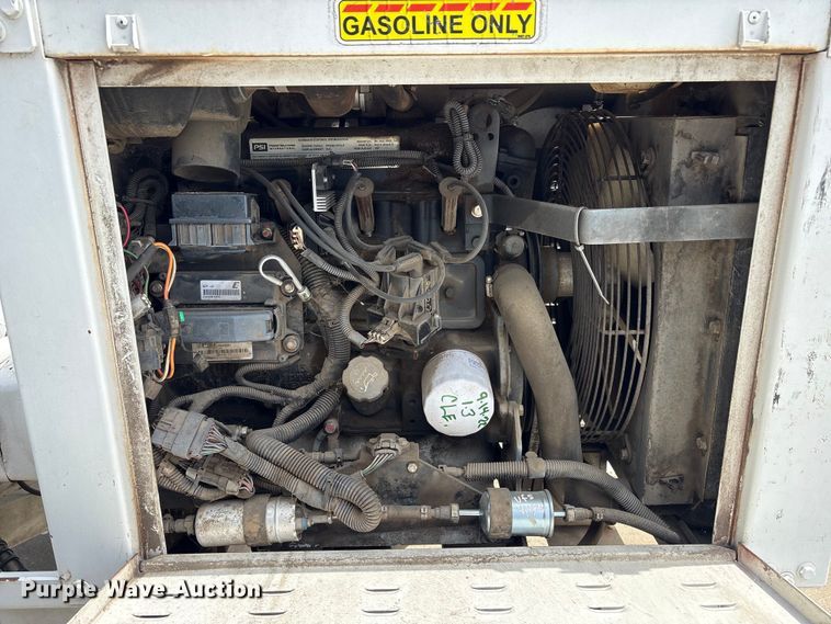 image for item YA3530 2015 Bandit 200UC wood chipper