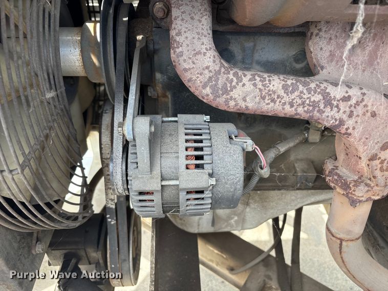 image for item YA3530 2015 Bandit 200UC wood chipper