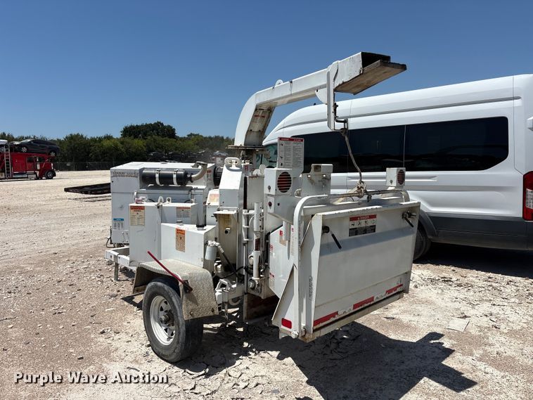 image for item YA3536 2014 Bandit 200UC wood chipper