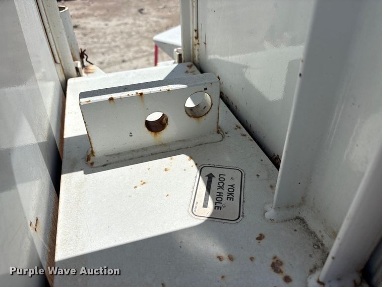 image for item YA3536 2014 Bandit 200UC wood chipper