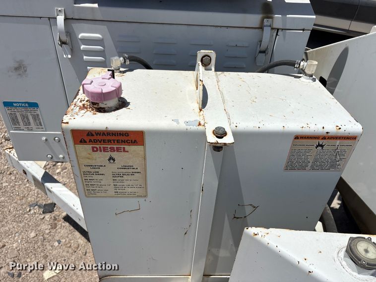image for item YA3536 2014 Bandit 200UC wood chipper