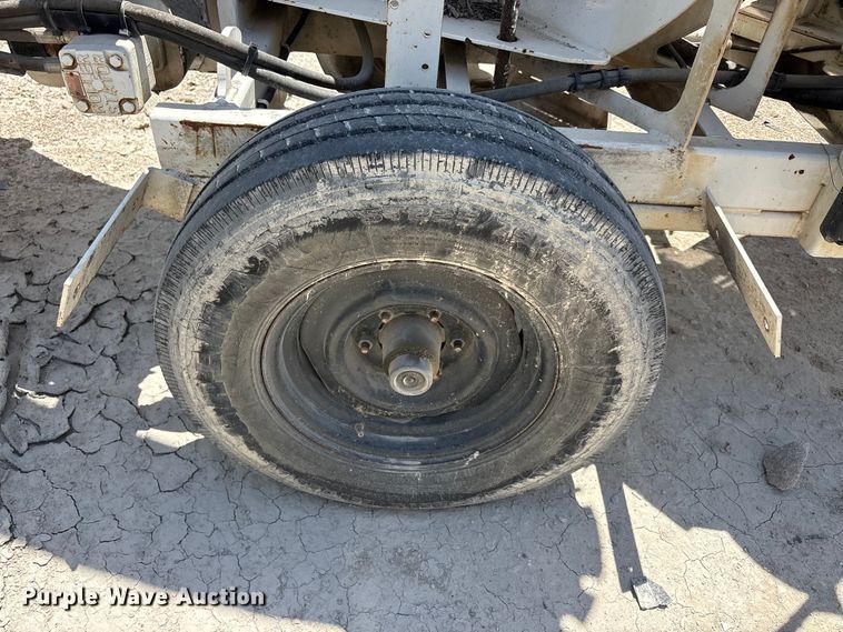 image for item YA3536 2014 Bandit 200UC wood chipper