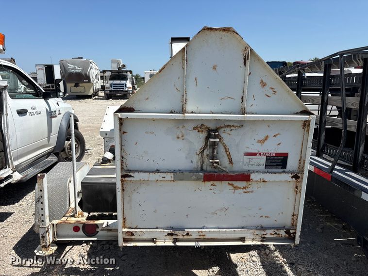image for item YA3537 2006 Woodchuck wood chipper