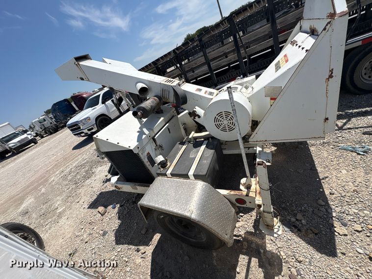 image for item YA3537 2006 Woodchuck wood chipper