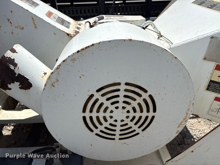 image for item YA3537 2006 Woodchuck wood chipper
