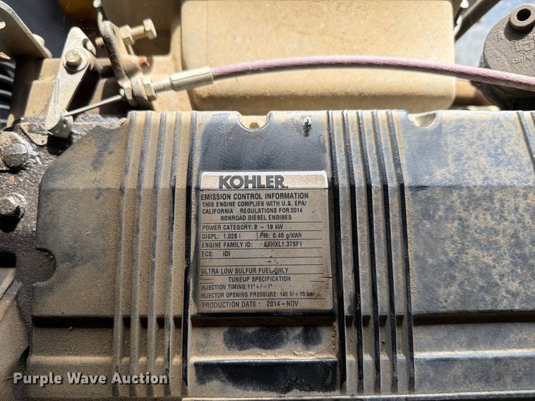 image for item YA3556 2016 Vac-Tron LP573-XDT vacuum trailer