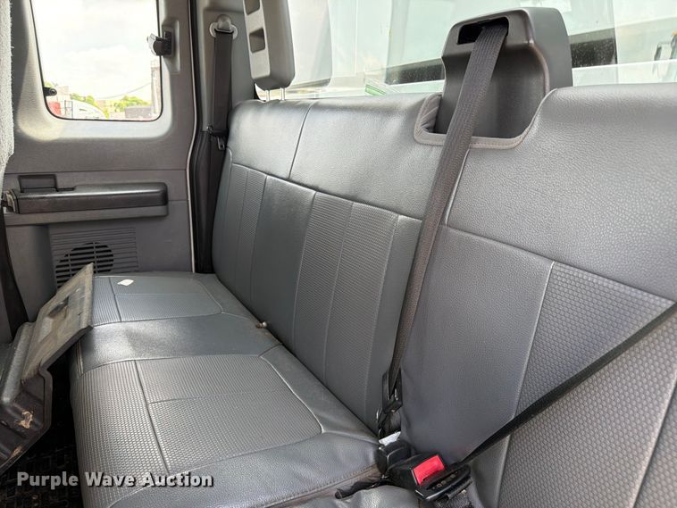 image for item YA3709 2015 Ford F650 Super Duty Ext. Cab chipper truck