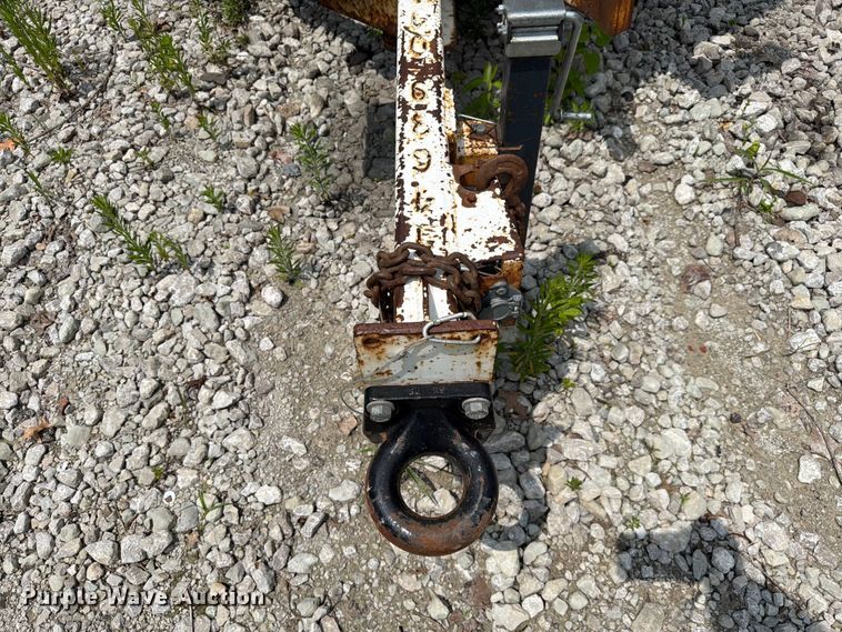 image for item YA3716 2010 Bandit  200XP wood chipper