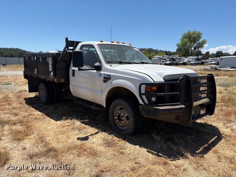 image for item YA3750 2010 Ford F350 Super Duty flatbed pickup truck