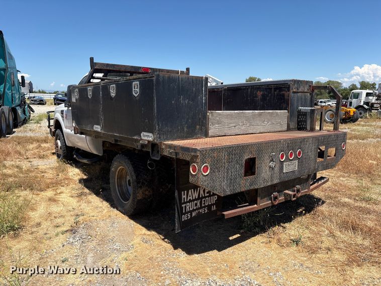 image for item YA3750 2010 Ford F350 Super Duty flatbed pickup truck