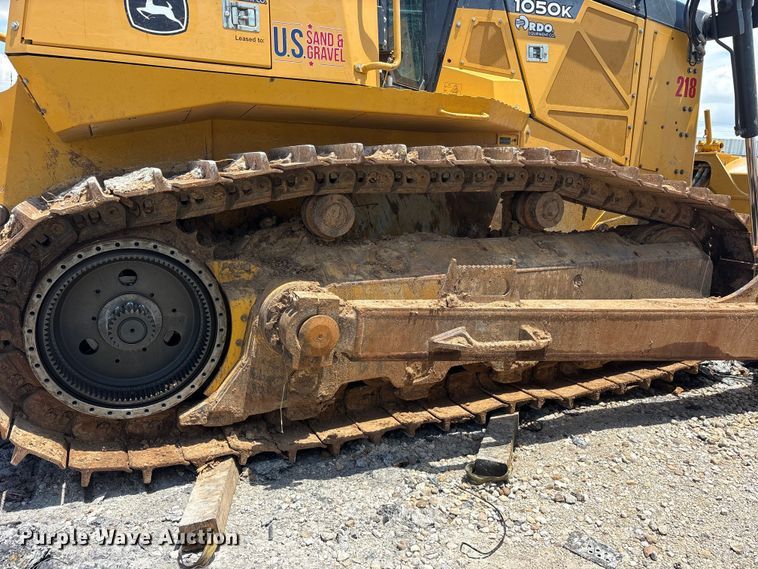 image for item YA3760 2019 John Deere 1050K dozer