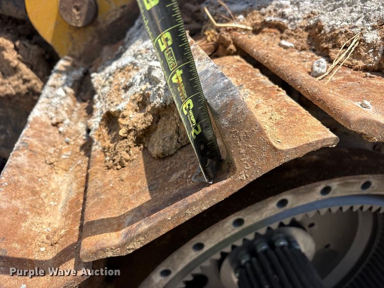 image for item YA3760 2019 John Deere 1050K dozer