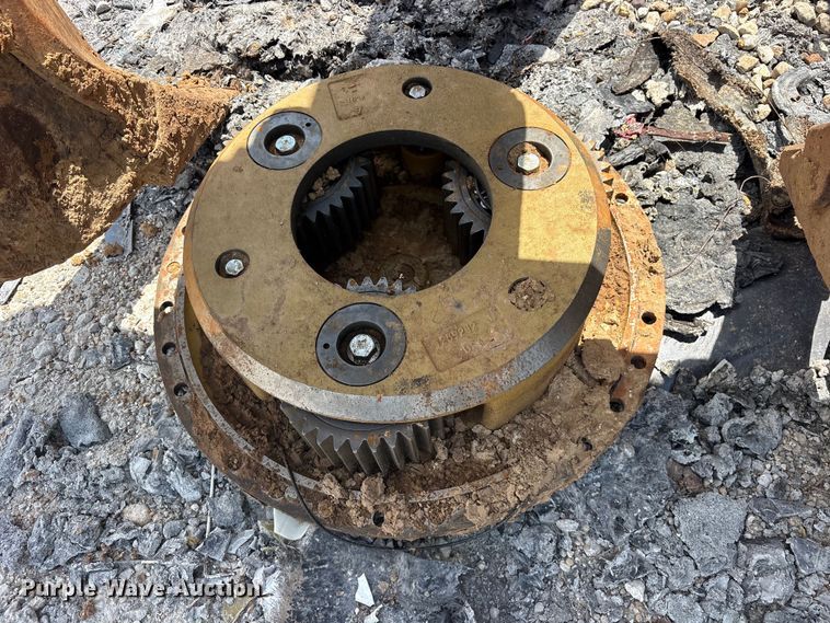 image for item YA3760 2019 John Deere 1050K dozer