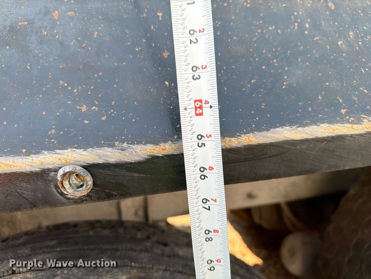 image for item YA3811 2006 Kenworth T8 dump truck