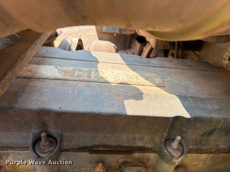 image for item YA3811 2006 Kenworth T8 dump truck