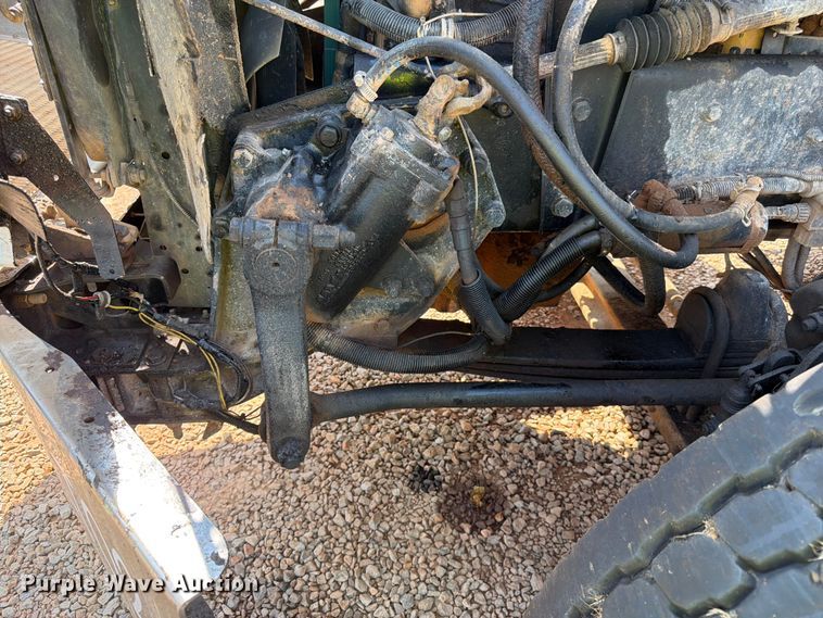 image for item YA3811 2006 Kenworth T8 dump truck
