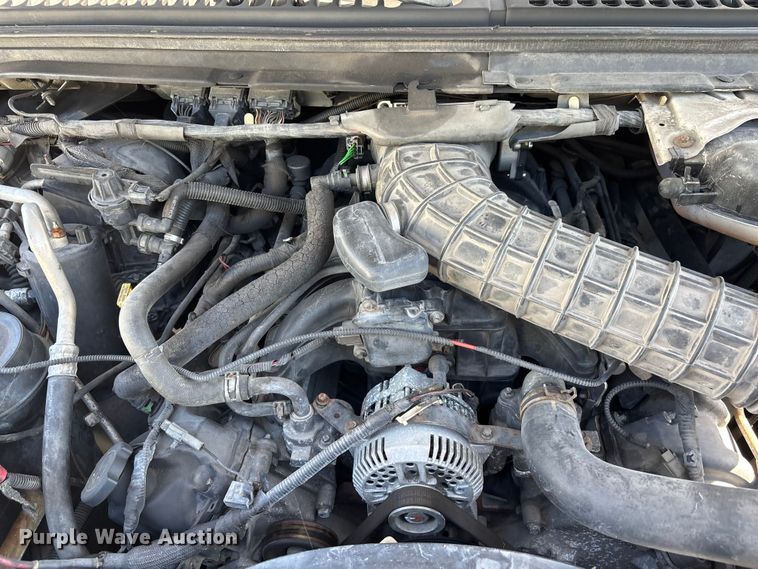 image for item YA3907 2005 Ford F450 Super Duty bucket truck