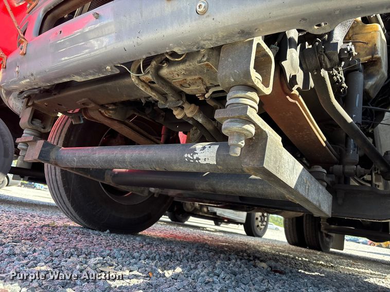 image for item YA3908 2009 International 4300 bucket truck