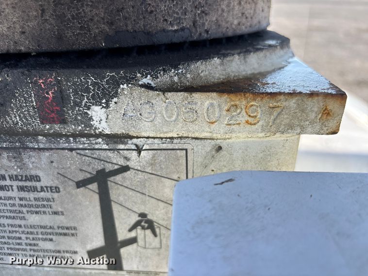 image for item YA3909 2006 Ford F350 Super Duty  bucket truck