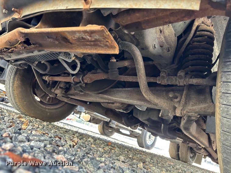image for item YA3909 2006 Ford F350 Super Duty  bucket truck