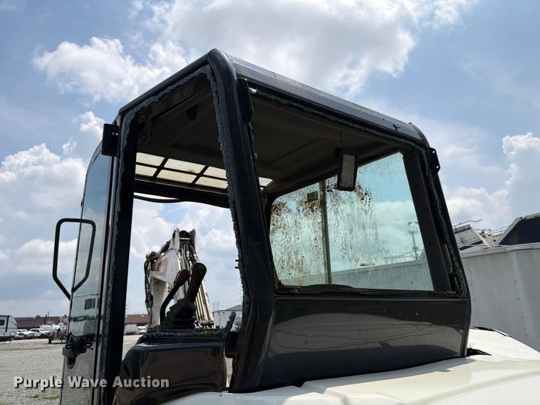 image for item YA3914 2021 Bobcat E60 mini excavator
