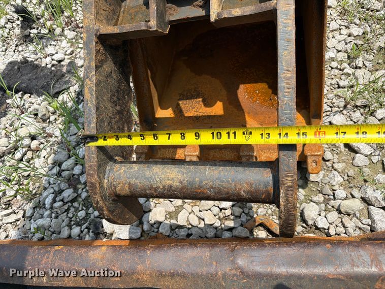 image for item YA3914 2021 Bobcat E60 mini excavator