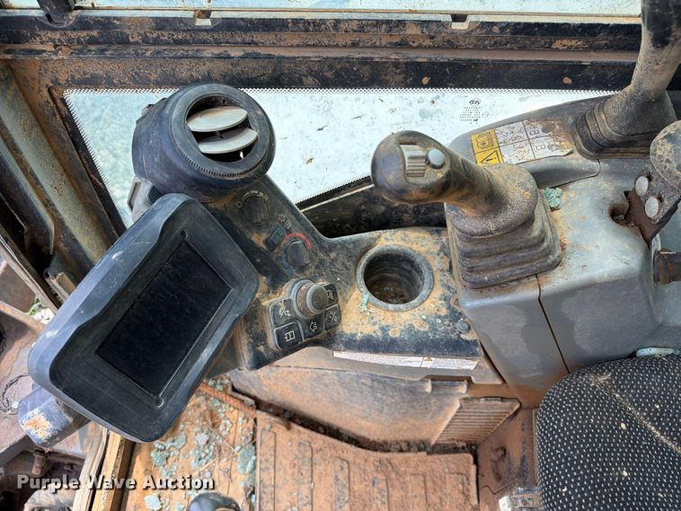 image for item YA3914 2021 Bobcat E60 mini excavator