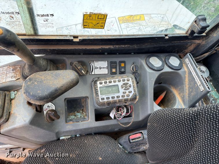 image for item YA3914 2021 Bobcat E60 mini excavator