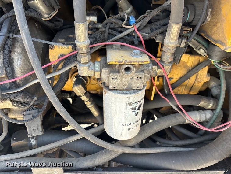 image for item YA3947 2005 Vermeer D7X11 directional boring unit