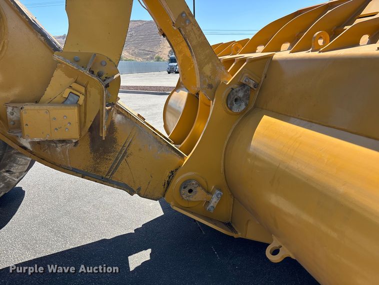 image for item YA3977 2012 Caterpillar 988H high lift wheel loader