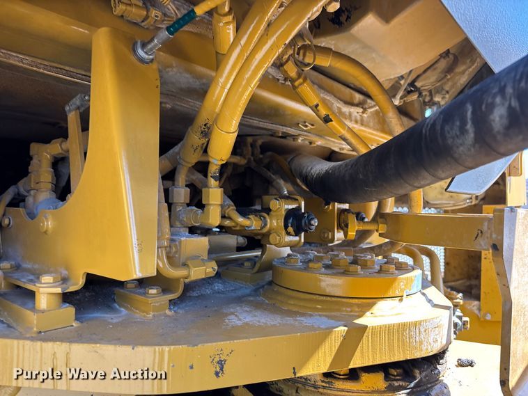 image for item YA3977 2012 Caterpillar 988H high lift wheel loader