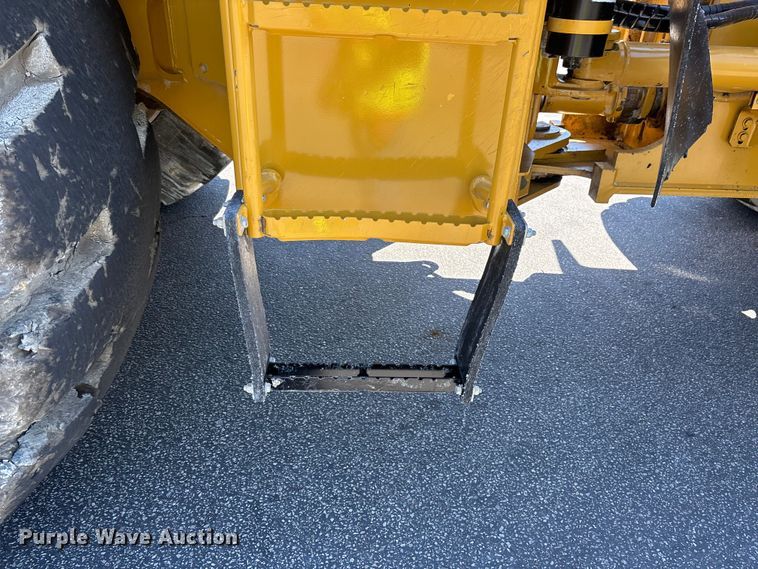 image for item YA3977 2012 Caterpillar 988H high lift wheel loader