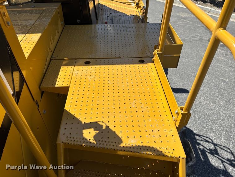 image for item YA3977 2012 Caterpillar 988H high lift wheel loader