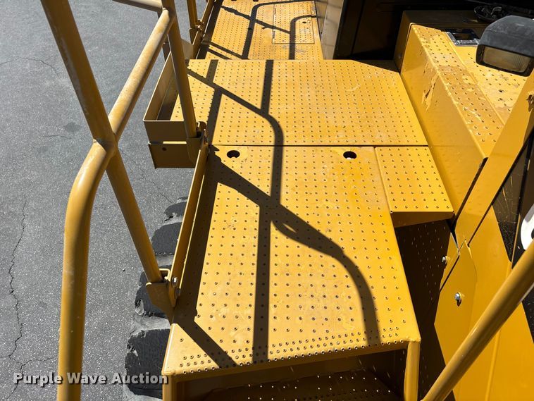 image for item YA3977 2012 Caterpillar 988H high lift wheel loader