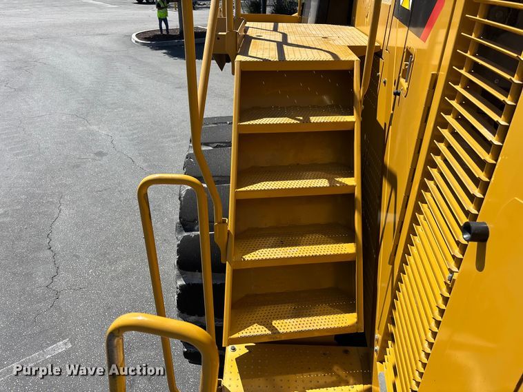 image for item YA3977 2012 Caterpillar 988H high lift wheel loader
