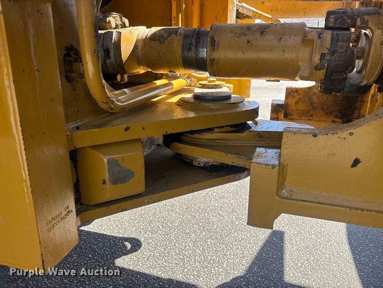 image for item YA3977 2012 Caterpillar 988H high lift wheel loader