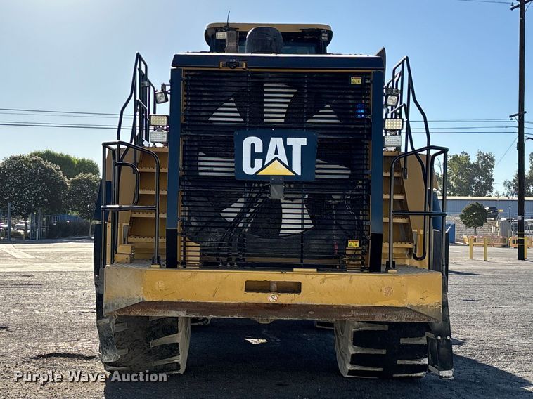 image for item YA3978 2016 Caterpillar 988K wheel loader