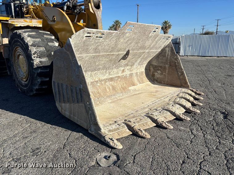 image for item YA3978 2016 Caterpillar 988K wheel loader